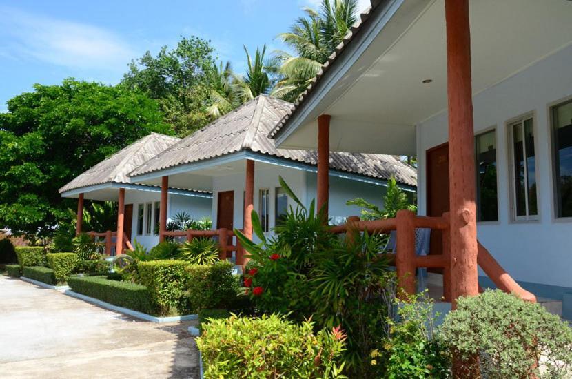 Koh Yao Chukit Dachanan Resort Ko Yao Noi Pokoj fotografie